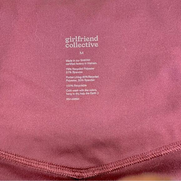 Girlfriend Collective compressive pocket crop legging in Plum size medium - Picture 5 of 14